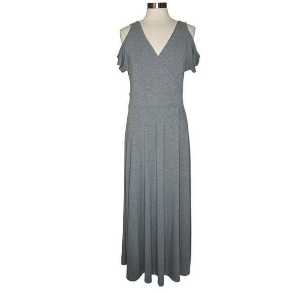 ✨Torrid Heather Gray Cold Shoulder Surplice Maxi Sz 3X Dress✨ - Picture 5 of 10